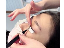 【施術風景】1人1人に似合うデザインが見つかる♪#まつげパーマ