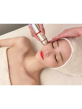 ホウレイ線・たるみ改善！予防ケア