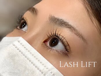 リジョーナ 一宮店(Lijona)の写真/目の形・自まつげの状態を見極め提案!200種以上のロッドで叶える【私だけの似合わせデザイン】