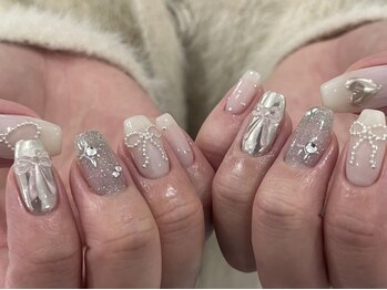 ネイルメゾン 梅田(NAIL MAISON)/乳白色シルバーポップリボン