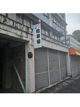 ペルル(Perle)/さし源ガレージ駐車場