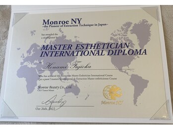 小顔クイーン 荻窪店/国内希少技術♪