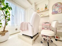 ピレンジ(Prange)の雰囲気（白を基調とした明るい店内♪日当たり抜群です(^^)）