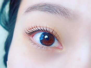 ポピー(POPPY)の写真/【高技術・高持続☆】お客様の目元に合ったカールをご提案♪まつげに優しい商材を使用で、しっかり長持ち◎