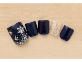 6000円　フットネイル