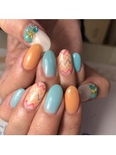 トータルサロン 白べぇーっ プラス/夏ネイル♪