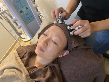 ヌーベルコピーヌ 2nd/アロマドライヘッドスパも