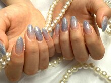 パダアット ヴァラネイル 天神南店(PADA at VALLANAIL)/ラメグラデーションネイル