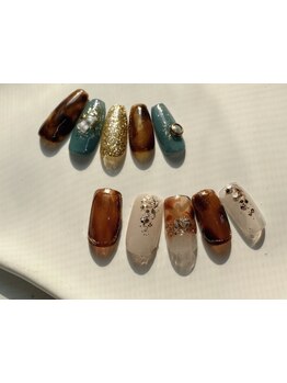 検定取得ネイリストがいるサロン