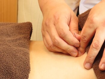 仁泉鍼灸院の写真/【腰の重だるさを根本からケア◎】全身のバランスを整え、日常の動きがラクになる、軽やかな身体へ。