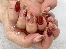 ブラウンネイル