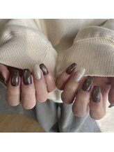 ミントリーフ バイ リート(Mint leaf by Reat)/ダークブラウンマグネットネイル