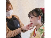 ヘアメイク、個室でゆっくりカウンセリング♪