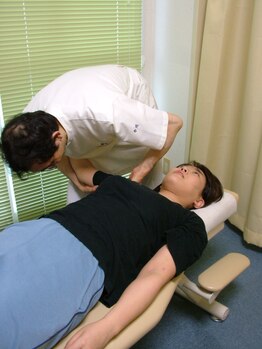 小川ボディバランスオフィス/５．肩の矯正