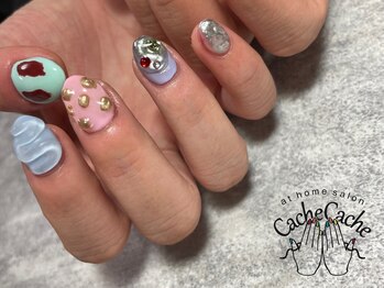 カシュカシュ(Cache Cache)/個性派アート