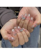 リンドネイル バイ モカ アンド ララ(Lind nail by moca and LaLa)/チークネイル