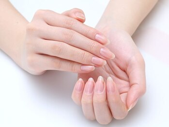 ネイルクイック イオン小牧店(Nail Quick)の写真/《手元から美意識を♪》思わず見とれてしまう理想のお手元を叶えます♪話題のパラフィンパックあり◎