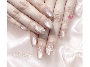 ネイル チップス 天文館本店(NAIL TIPS)の写真/人気のうる艶マグネット・ミラーでさりげなく華やかなトレンド指先に☆*:.マグネット・ミラーコース￥5500