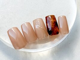 シンプル×べっこうネイル