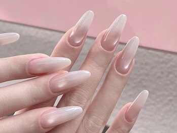 季節問わず人気マグネットネイル