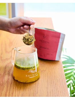 ハーバシー ラボ(herbacie LABO)/ハーブティーでホッと一息