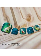 ロッカ(ROKKA)/グリーン×ブルーの宝石ネイル