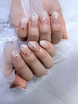 ホワイトネイル(White Nail)/韓国ワンポンネイル