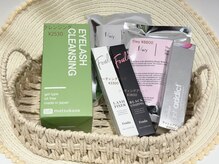 フィリス アイラッシュ 横浜ランドマークプラザ店(PHYLIS)の雰囲気（話題の美容液取扱店！購入のみも可能です♪）