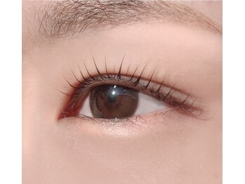 タイト アイラッシュ(tyto eyelash)の写真/ナチュラル派の方にもお勧め！まつ毛の状態に合わせた施術で、自然な仕上がりに♪朝のメイク時間短縮にも◎