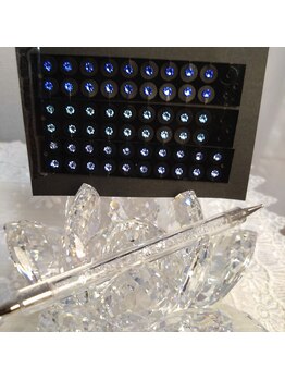 プレジャー(pleasure.)/耳ツボで、オシャレに健康◎