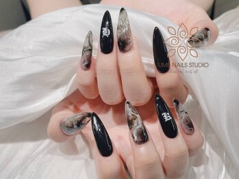 ウメネイルスタジオ(UME NAIL STUDIO)/長さだしやり放題×つけ放題