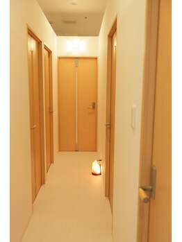 サロン ド アヴァンセ/個室での施術♪