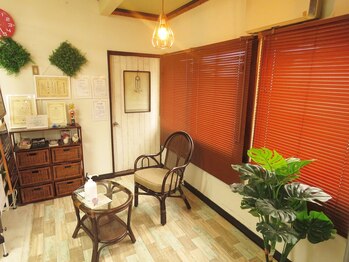 ドウズ(Doze)/落ち着いた雰囲気の店内