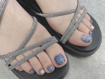 サラ(Sara)/フットネイルフリーアート