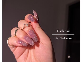 ティーエヌ 梅田店/新メニュー♪フラシュネイル