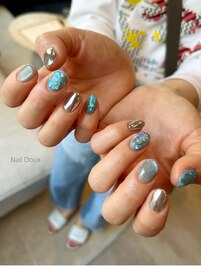 ニュアンスミラーネイル