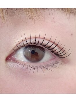 ヴォーグ(VOGUE)の写真/お客様お一人おひとりの目の形に合わせたデザインで、”理想×似合わせ”を叶える感動の仕上がりを実現◎