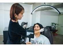 HBLは男性にも人気！自然な清潔感眉で好印象を実現。