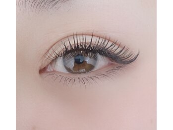 ネオビューティー(Neo beauty)の写真/ボリューム感×持続力◎ダブルラッシュで映えるお目元を徹底追及◇貴女に似合うをご提案します♪