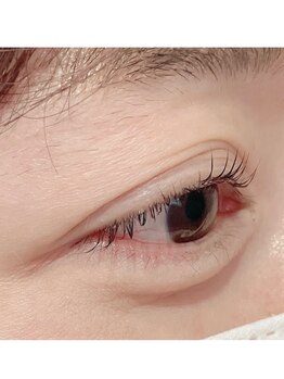 イチル(ichill)/目尻流すたれ目デザイン