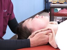 カラダゆがみ工房 カイロプラクティックケアセンター/６）首肩周りが辛い方も