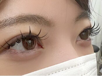 プラスアイ 銀座中央通り店/フラットラッシュ 担当:吉田