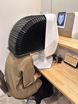 ユララ(YURARA)/肌診断機で未来を予測しよう