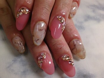 ネイルサロン アリス(Alice)の写真/丁寧なカウンセリングで日常に馴染む理想の仕上がりを叶えます◎イベント前のキレイもおまかせください！