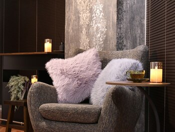 サロン エフ(efe)/ソファー