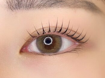 エスブランド(S brand)の写真/丁寧な施術で仕上がり綺麗＆モチの良さ◎一人一人の目元に合わせたデザインを提案するので初めての方にも☆