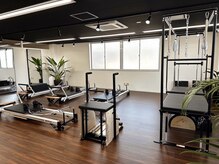 広くて綺麗なスタジオで、モチベーションも上がります♪