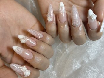 シャワーズ(Showers.)の写真/≪韓国発★DAIAMIチップ導入店!!≫サンディング不要＆超時短で理想の美爪に♪フィット感抜群でモチの良さ◎