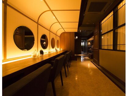 グランピュアラ 難波店の写真