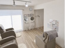 エンズ 知立店(0’s)の雰囲気(店内リクライニングチェアで施術。ゆったりお寛ぎ下さい♪)